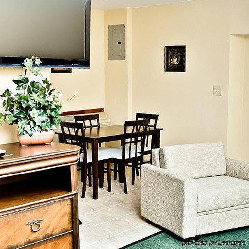 Pacer Inn & Suites Motel Delaware Exterior foto